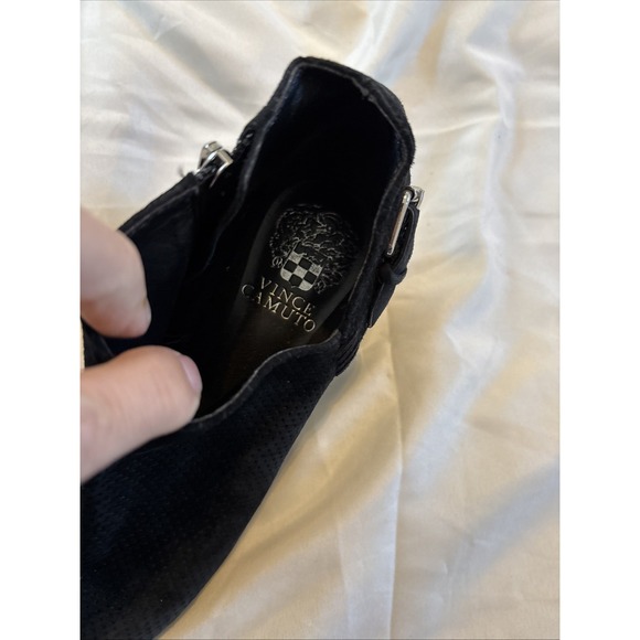 Vince Camuto Women's Parveen Suede Bootie with Buckle Detail Size 7 M Black US - Picture 9 of 10